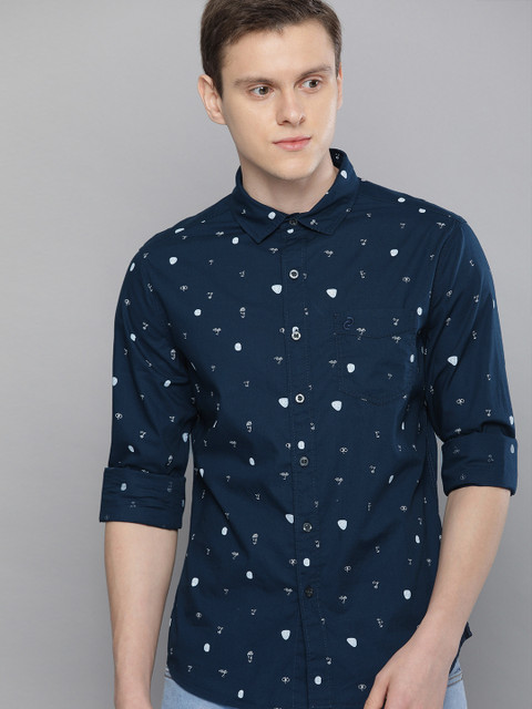 

Denizen From Levis Men Navy Blue & White Regular Fit Printed Casual Shirt