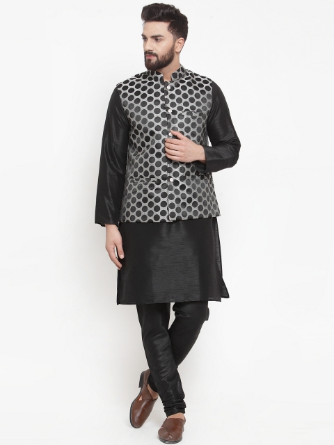 

TAG 7 Men Black Solid Kurta with Churidar