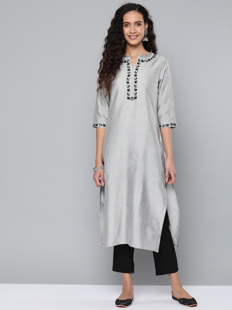

STREET 9 Women Grey & Black Solid Kurta with Trousers