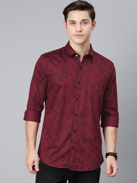 

FOGA Men Maroon & Black Stain Repellent Customied Fit Printed Casual Shirt