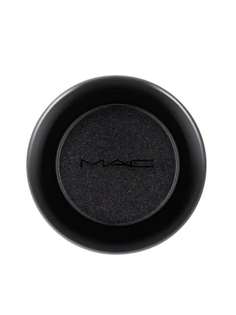 

M.A.C Illuminaughty Powder Kiss Soft Matte Eye Shadow, Black