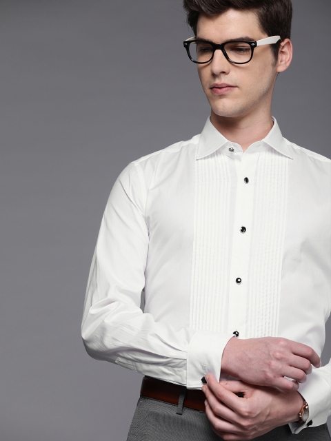 

Louis Philippe Men White Classic Fit Solid Formal Shirt With Pleated Detailing