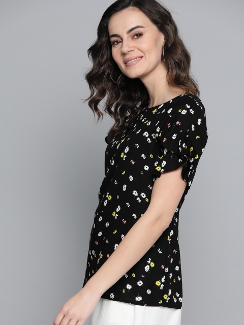 

Mast & Harbour Women Black & White Printed Top