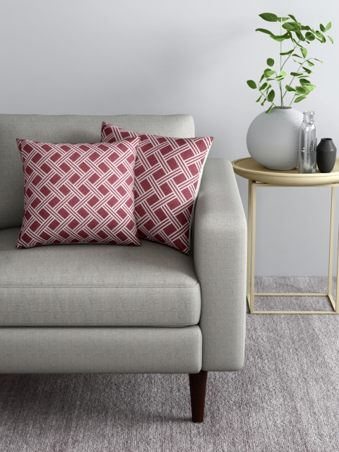 

Aura Set of 2 Maroon & White Printed Square Cushion Covers