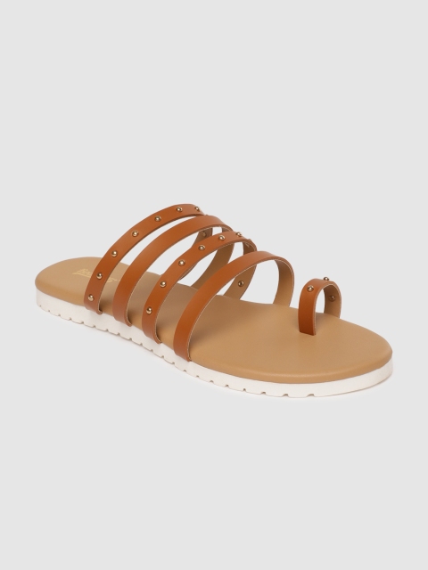 

Roadster Women Tan Brown Embellished One Toe Flats