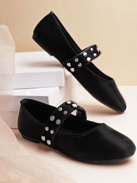 

DressBerry Women Black Embellished Detail Ballerinas