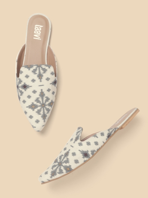 

Taavi Women Off-White & Grey Printed Mules