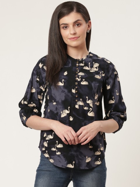 

Molly & Michel Women Navy & Off-White Swan Print Top, Navy blue