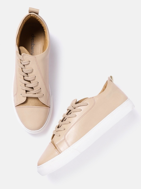 

DressBerry Women Beige Sneakers