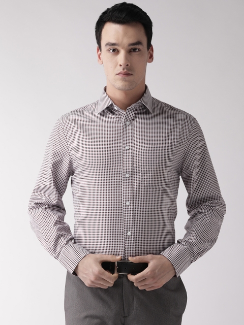 

Marks & Spencer Men Burgundy & White Regular Fit Checked Formal Shirt