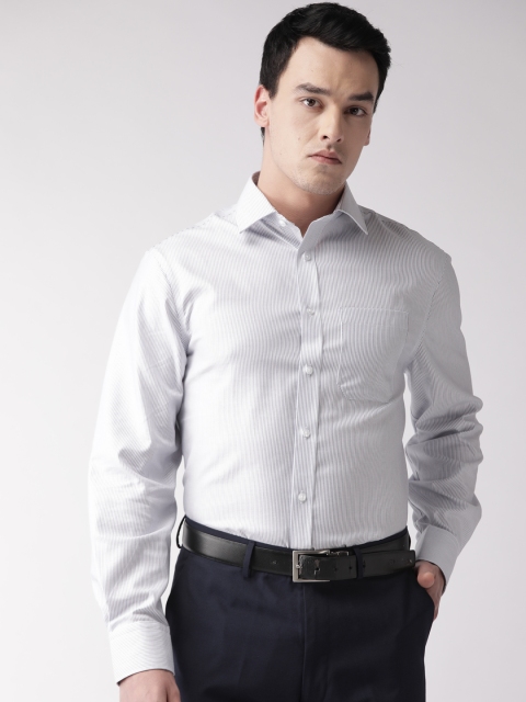 

Marks & Spencer Men White & Navy Blue Regular Fit Striped Formal Shirt