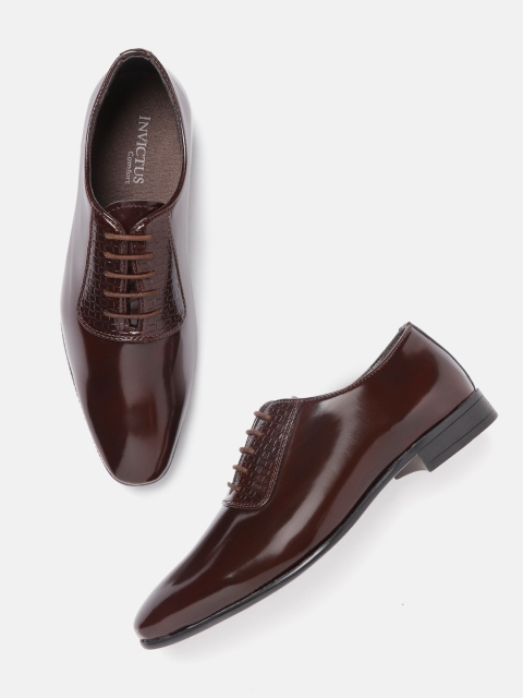 

INVICTUS Men Coffee Brown Solid Formal Oxfords with Textured Detail