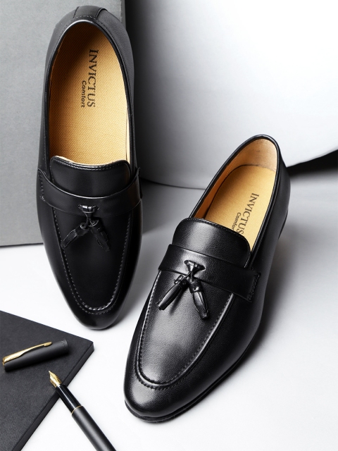 

INVICTUS Men Black Solid Formal Slip-Ons with Tasselled Detail