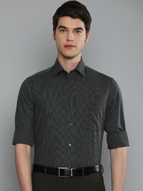 

Louis Philippe Men Black & White Classic Fit Checked Formal Shirt