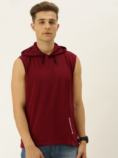 

Moda Rapido Men Maroon Solid Hood T-shirt
