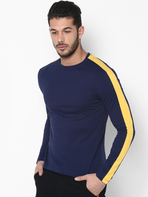 

Urbano Fashion Men Navy Blue Colourblocked Round Neck Slim Fit T-shirt