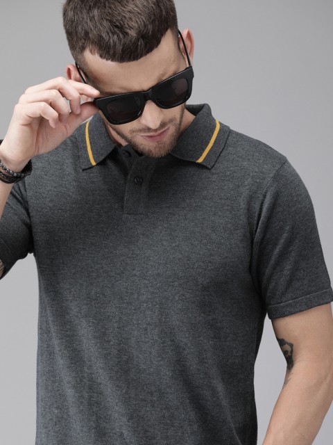 

Roadster Men Charcoal Grey Solid Polo Collar T-shirt