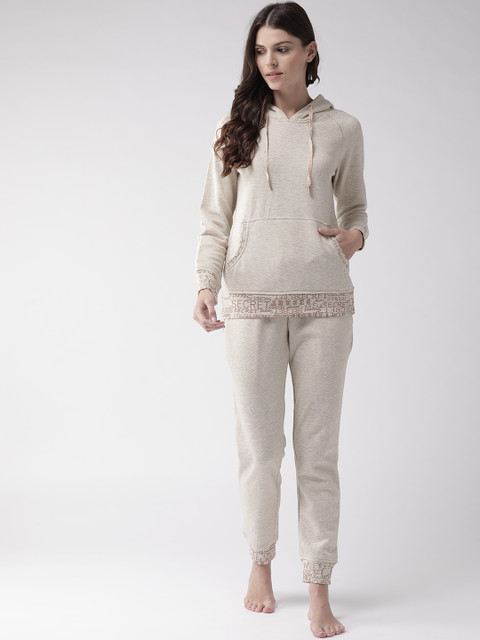

MADAME M SECRET Women Cream-Coloured & Golden Striped Night Suit