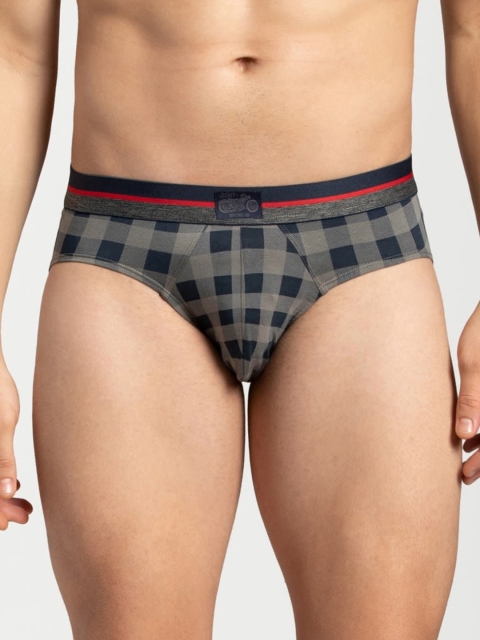

Jockey Men Beige & Navy Blue Checked Basic Briefs ZN04-0105-BFC04