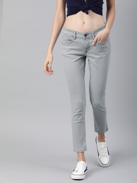 

Lee Women Grey Martina Skinny Fit Mid-Rise Clean Look Stretchable Cropped Jeans