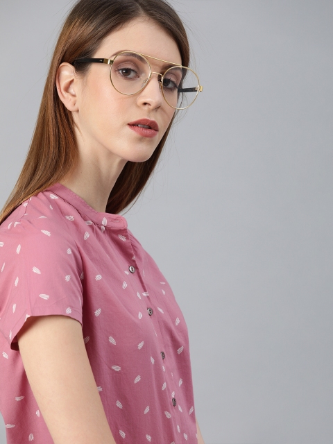 

Lee Women Pink & White Regular Fit Printed Casual Shirt