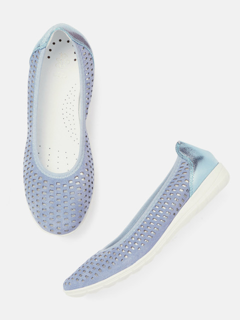 

Tresmode Women Blue Solid Ballerinas