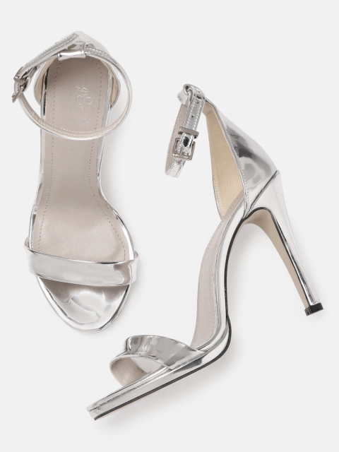 

Tresmode Women Silver-Toned Solid Stilettos