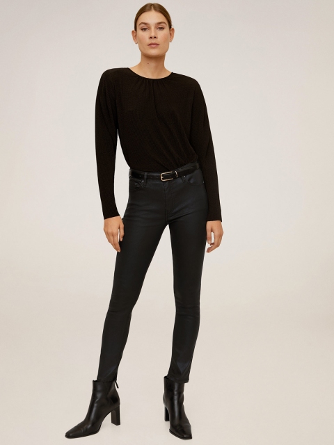 

MANGO Women Black Skinny Fit Cropped Mid-Rise Clean Look Stretchable Coated Sustainable Jeans