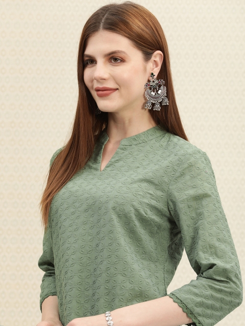 

House of Pataudi Women Green Embroidered Straight Kurta