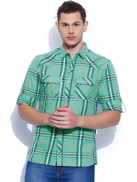 

Forca by Lifestyle Men Green & Navy Checked Casual Shirt