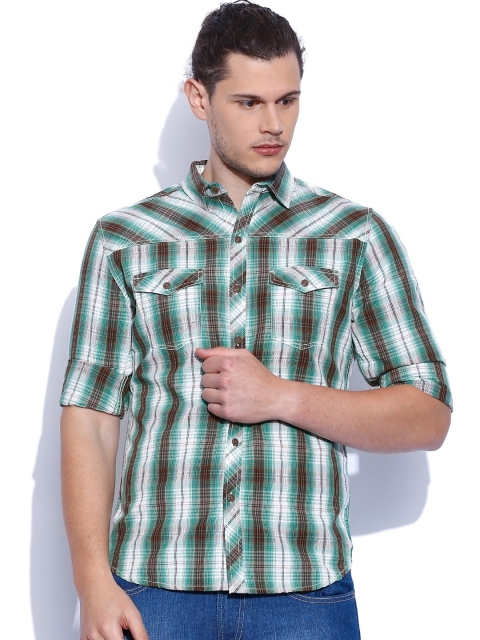 

Forca by Lifestyle Men Green & White Checked Casual Shirt