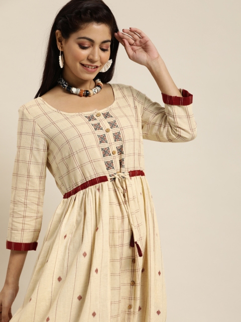 

Taavi Women Off-White & Maroon Kasuti Hand Embroidery Checked Fit and Flare Dress