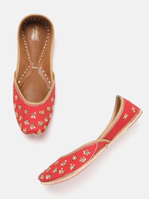 

Anouk Women Red & Gold-Toned Embellished Mojaris