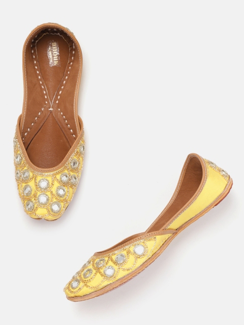 

Anouk Women Yellow & Gold-Toned Embellished Mojaris
