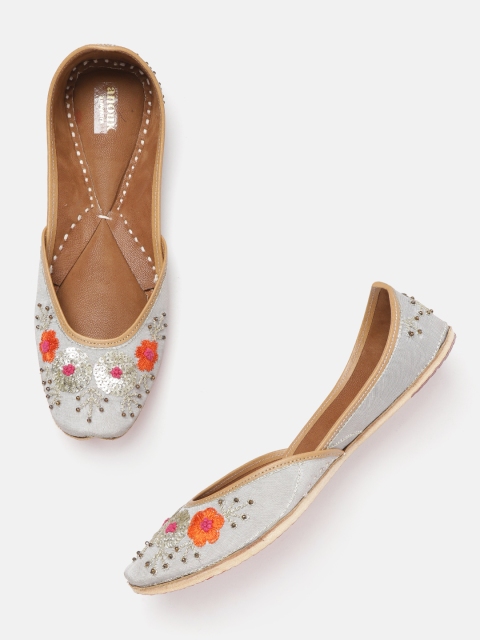 

Anouk Women Grey & Silver-Toned Embroidered Mojaris