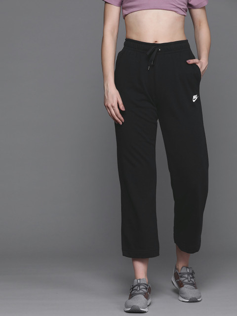 

Nike Women Black Solid Cropped Club OH FT Track Pants