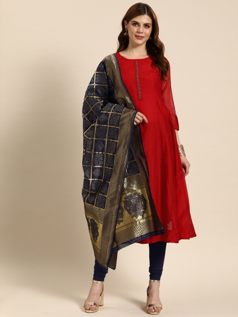 

IMARA Women Red & Navy Blue Solid Kurta Set With Embellished Detailing