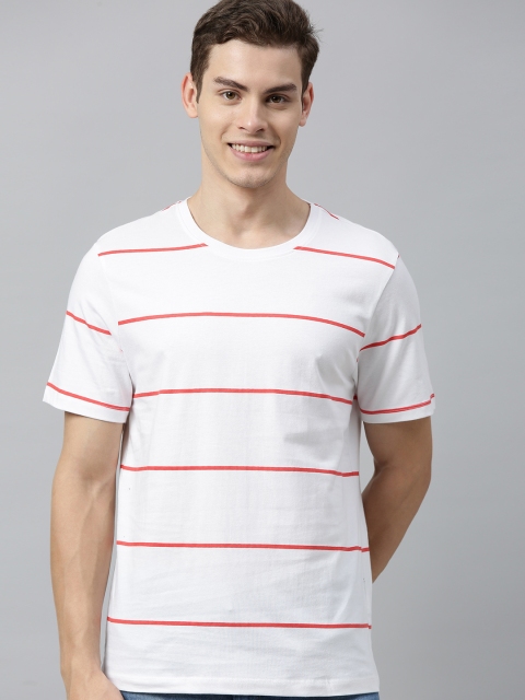 

Mast Harbour Men White Red Striped Round Neck Pure Cotton T-shirt