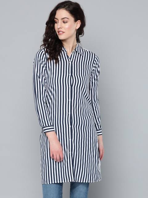 

Trend Arrest Women White & Navy Blue Regular Fit Striped Casual Shirt