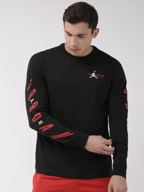 

Nike Men Black AIR JORDAN SWERVE Printed Round Neck T-shirt