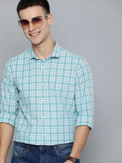 

Mast & Harbour Men White & Turquoise Blue Regular Fit Checked Casual Shirt