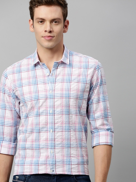 

Mast & Harbour Men White & Pink Regular Fit Checked Casual Seersucker Shirt