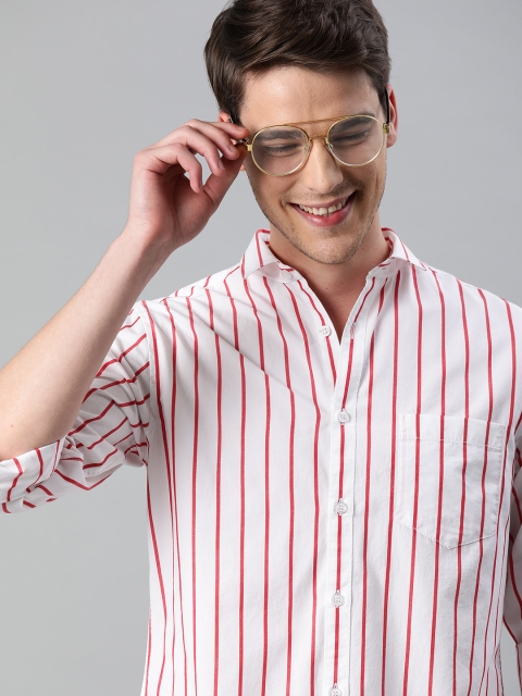 

Mast & Harbour Men White & Red Regular Fit Striped Casual Shirt