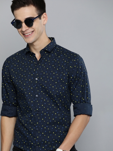 

Mast & Harbour Men Navy Blue Regular Fit Printed Casual Shirt