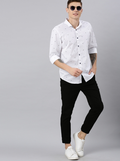 

Mast & Harbour Men White & Navy Blue Regular Fit Printed Casual Shirt