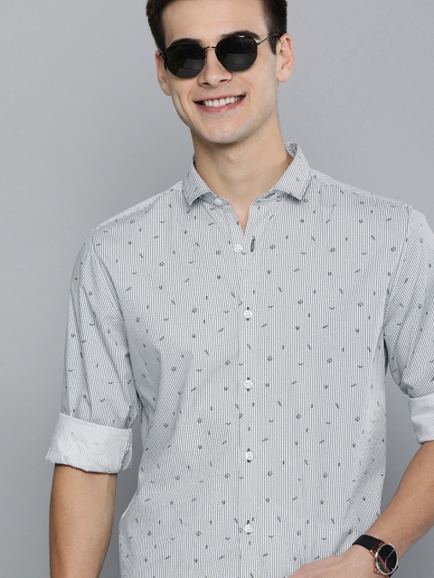 

Mast & Harbour Men White & Grey Regular Fit Striped Casual Shirt with Printed Detail