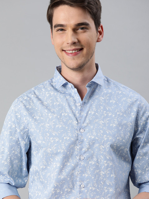 

Mast & Harbour Men Blue & White Regular Fit Printed Casual Shirt