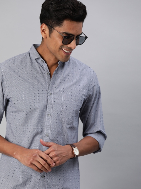 

Mast & Harbour Men Navy Blue & White Regular Fit Self Design Casual Shirt