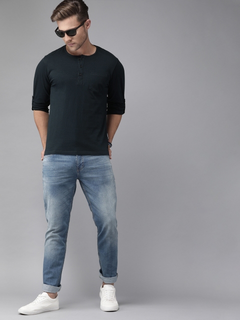 

Roadster Men Navy Blue Solid Henley Neck T-shirt With Pocket