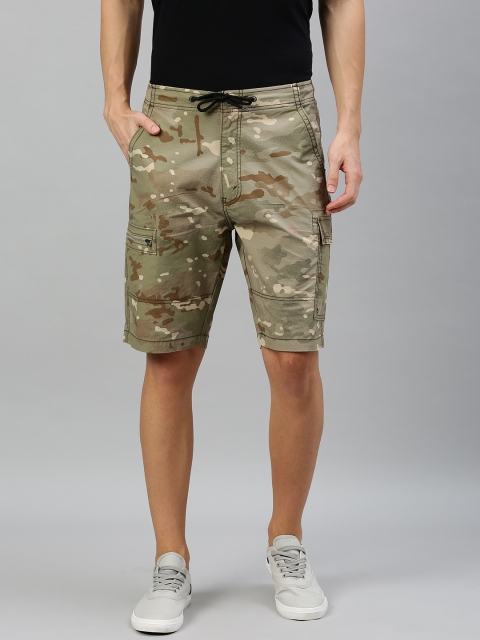 

Denizen From Levis Men Olive Green & Beige Camouflage Printed Regular Fit Regular Shorts